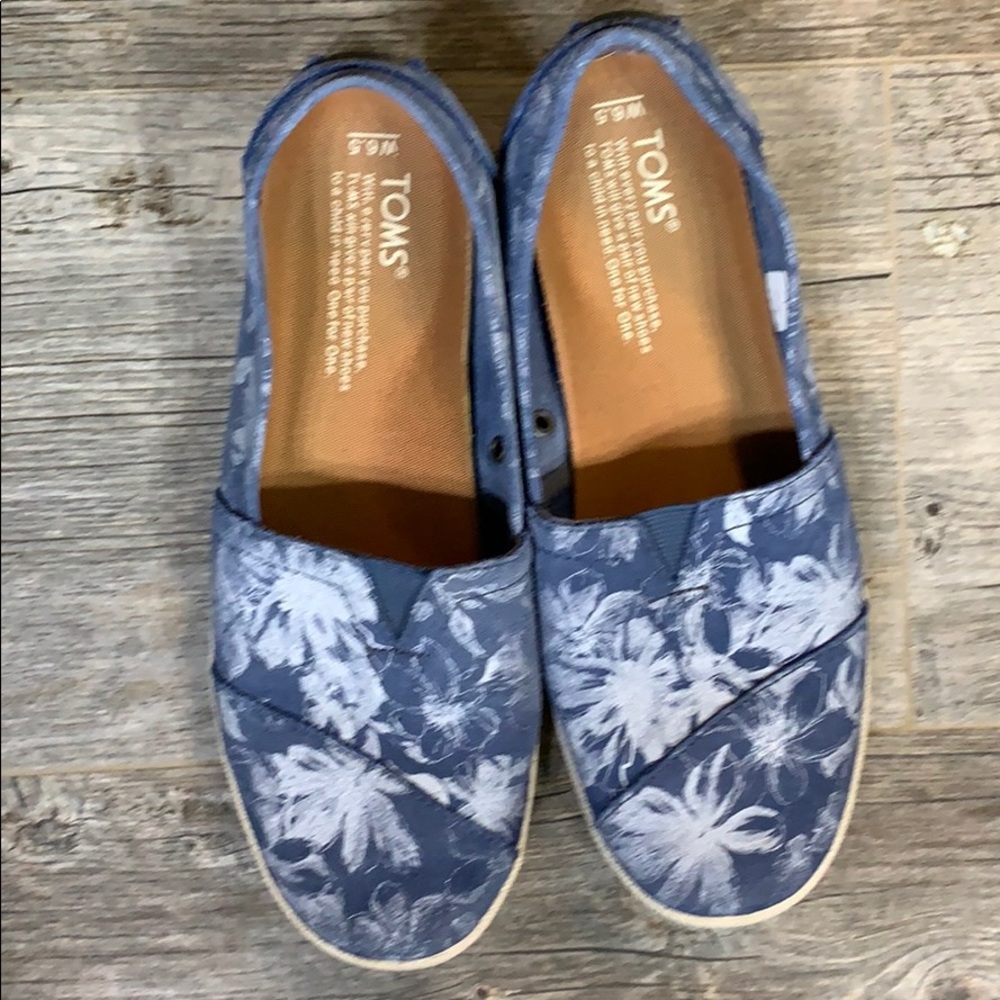 Tom’s Loafer 6 1/2 women’s
